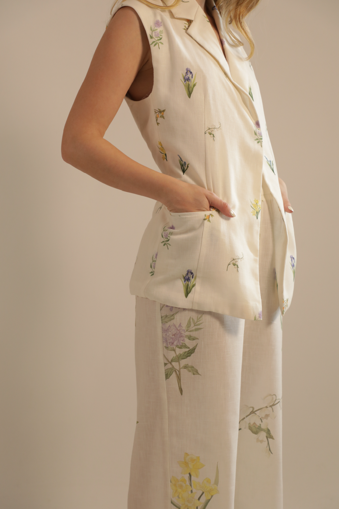 GAIA VEST